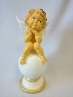 Сувенир "Ангел на шаре", 46 см, гипс.