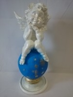 Сувенир "Ангел на шаре" перламутровый, 46 см., гипс