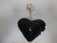 Брелок черный мягкий "Сердце с пайетками - хамелеонами", 11*8 см, цена за 1 штуку.