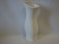 Ваза "Натали", керамика, бархат, 40 см, цвет - белый.