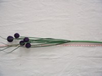 Ветка с шарами 57 см., 6 голов, D=2 см., фиолетовая, 1 штука.