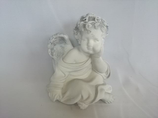 Сувенир Ангел сидя античный, 17 см, гипс.