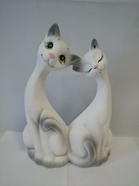 Сувенир "Коты влюблённые малые" белые, 33 см, керамика.
