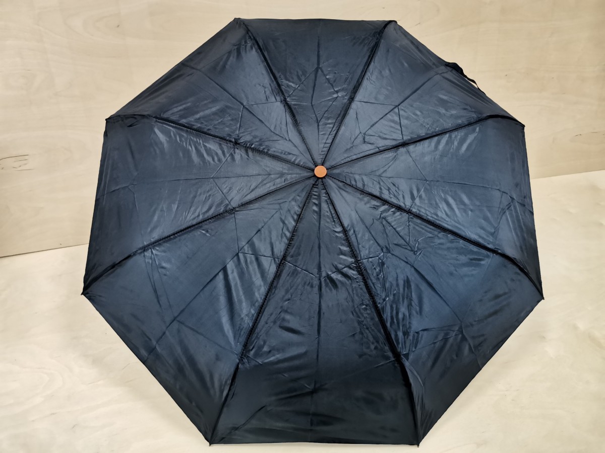 Зонт женский механический, 8 спиц, 3 сложения, однотонный, цвет - чёрный.
