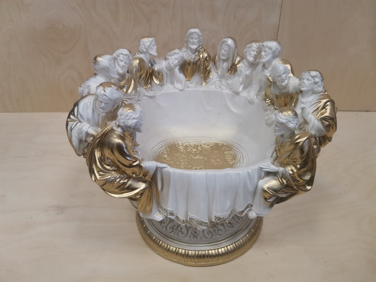 Чаша "12 апостолов", цвет - белый с золотом, 30*40 см.
