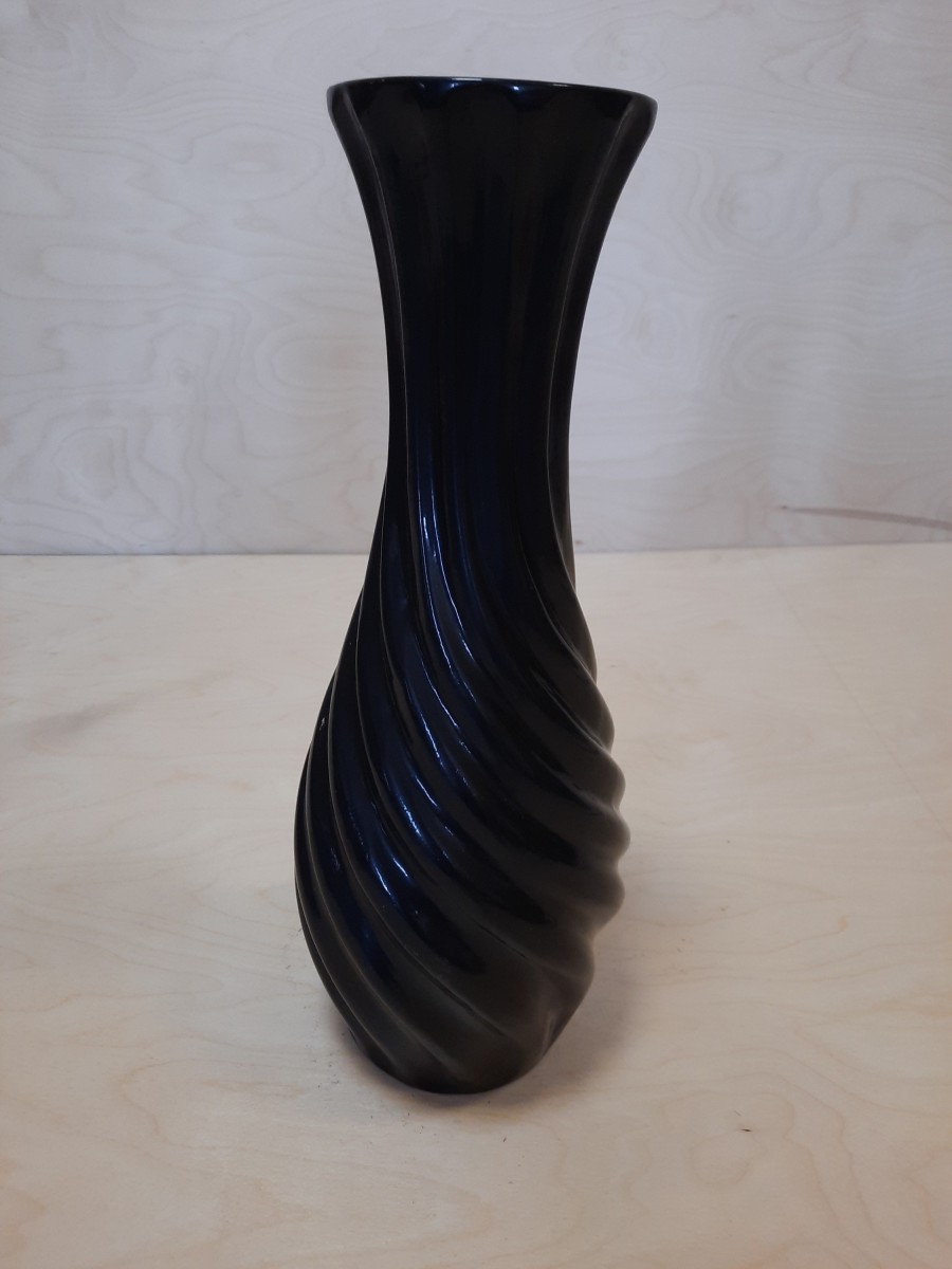 Ваза 42 см, "Волна", керамика, цвет - чёрный глянец.