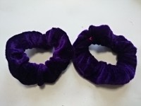 Резинка для волос велюровая, D=9 см, цена за пару, цвет - тёмно-фиолетовый.