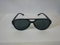 Солнцезащитные очки мужские черные
