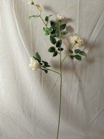 Ветка роз мелких, 88 см, 2 цветка + 2 бутона, 1 штука, пластик, ткань, металл, цвет - белый.
