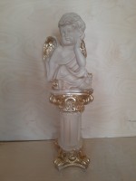 Сувенир Ангел на колонне сидя слоновая кость, 52 см