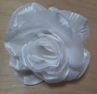 Насадка розы атласная, 14 см, цена за 1 штуку. Цвет - белый.