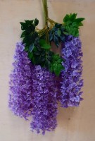 Искусственная ветка глицинии с большими соцветиями, h - 110 см, цена за 12 штук, цвет - светло-фиолетовый.