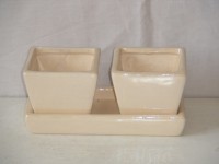 Набор из 2-х горшков с поддоном, белые,  17*8*7  см, керамика.